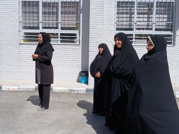  آیین تجدید میثاق دانش‌آموزان هنرستان امام حسن مجتبی (ع) با شهدای غواص دریادل