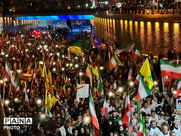 صدای الله اکبر طنین آواز خیابان‌های کرج 