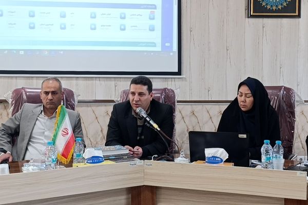 جلسه مراقبین سلامت مدارس در نیشابور 