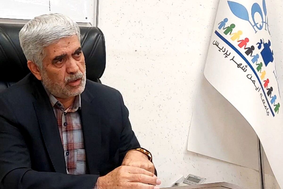 توسعه فعالیت‌های فرهنگی، هنری و ورزشی برای دانش‌آموزان