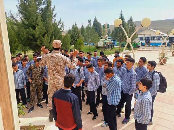 اردوی آموزشی تیراندازی و بازدید از موزه و مزار شهدای گمنام در شهرستان بروجرد