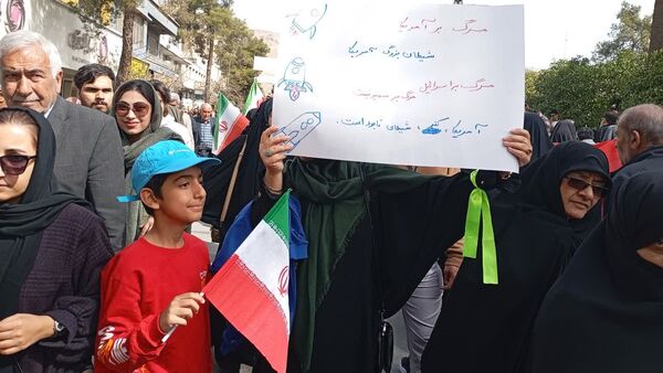 راهپیمایی 22 بهمن در شیراز برنامه دشمن را برچید