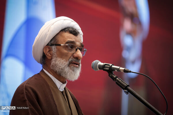 آیین بزرگداشت مقام استاد و سرآمدان آموزشی