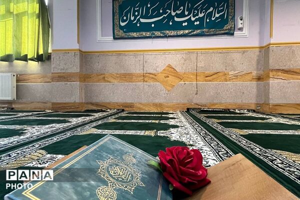 برگزاری محفل انس با قرآن کریم در مدرسه شهید اورکی