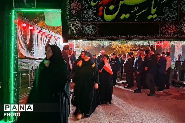 دانشگاه آزاد شهرقدس؛ مأمن زائران اردبیلی در مسیر وداع با رهبر شهید