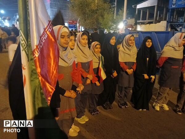 حماسه حضور دانش‌آموزان و فرهنگیان کردکوی در شب اربعین قائد امت