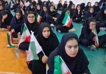 طنین بازگشایی مدارس با عطر مهر و یاد شهدا در باشت