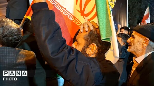 آیین وداع با پیکر دانش آموز شهید محمد حسین دهقان در قم