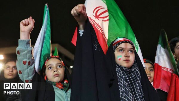 فریاد عزا، پژواک قیام