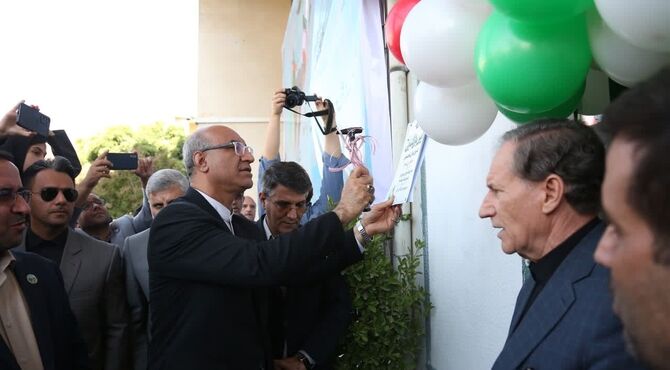 زنگ آغاز سال تحصیلی در دبیرستان فرزانگان کرمانشاه نواخته شد