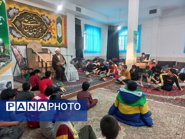 حال و هوای معنوی دانش‌آموزان ملاردی در آغوش اعتکاف