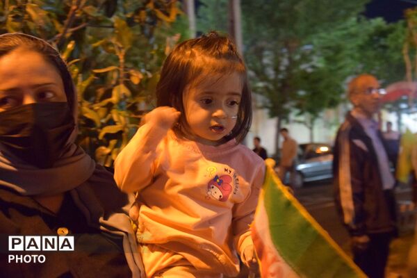 زیباترین تصویر از شب‌های همبستگی مردم کرج 
