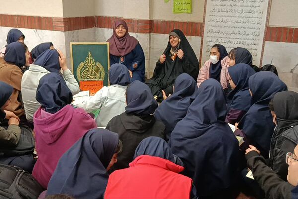 محفل انس با قرآن کریم در مدرسه نرگس و فرهیختگان2 پردیس