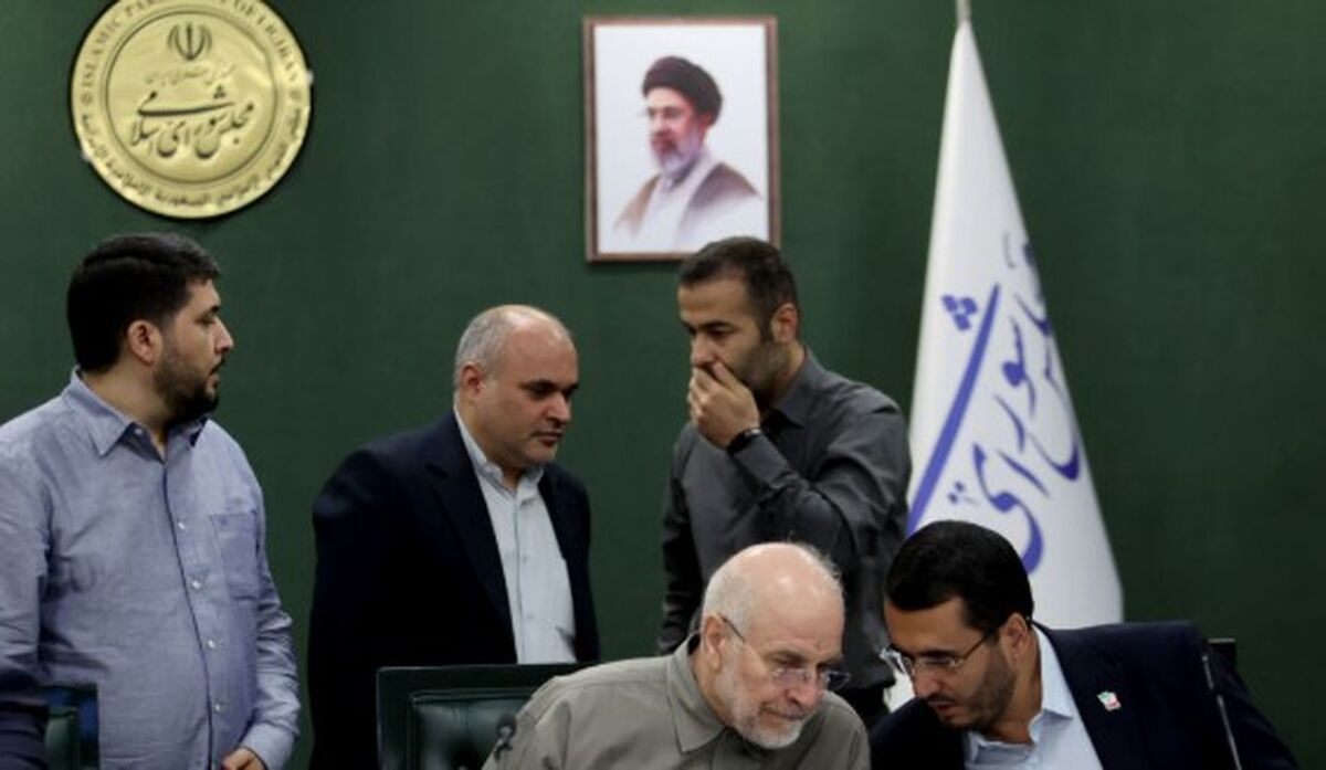 آغاز بررسی برنامه‌های وزیر پیشنهادی دفاع در جلسه علنی مجلس