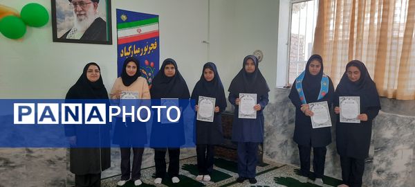 شور انقلابی و شمیم مهدوی در دبیرستان تمام تشکیلاتی الزهرا(س) شهرستان سرخس