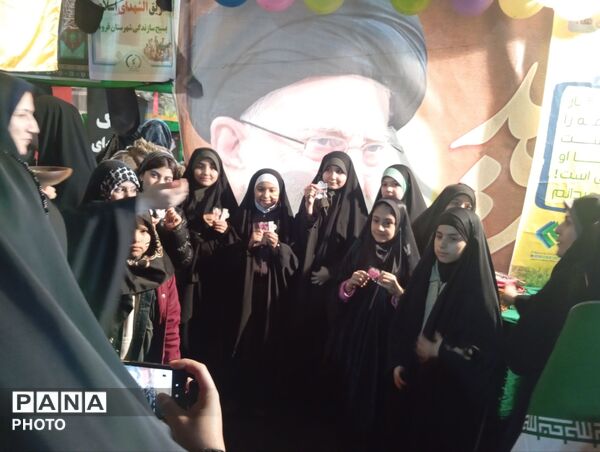 اجتماع باشکوه دختران و بانوان شهرستان قروه 