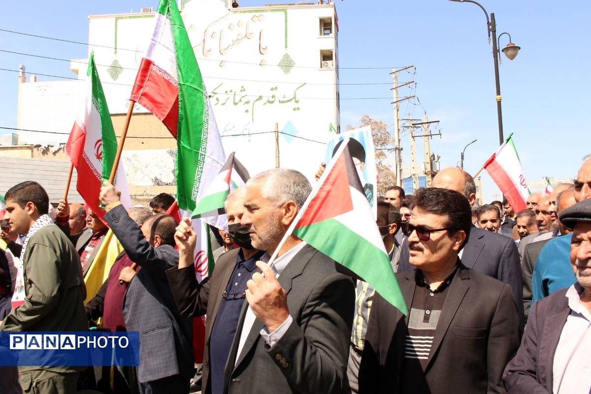 مردم ایلام، در روز جهانی قدس، جنایات صهیونیست‌ها را محکوم کردند