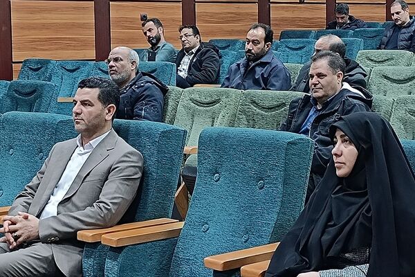 همایش پدران به‌مناسبت ولادت حضرت علی (ع) در سالن فدک ناحیه 2 شهرری 