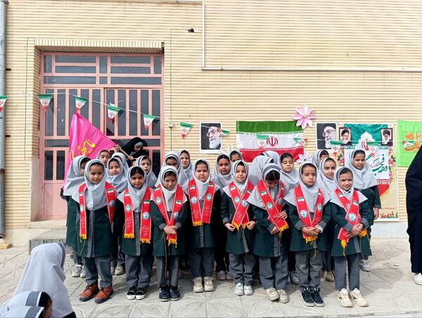 جشن نیمه شعبان در دبستان خدیجه کبری ابرکوه