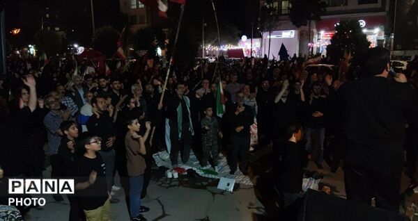 حال‌وهوای عاشورایی بلوار فضل همراه با روشن کردن شمع