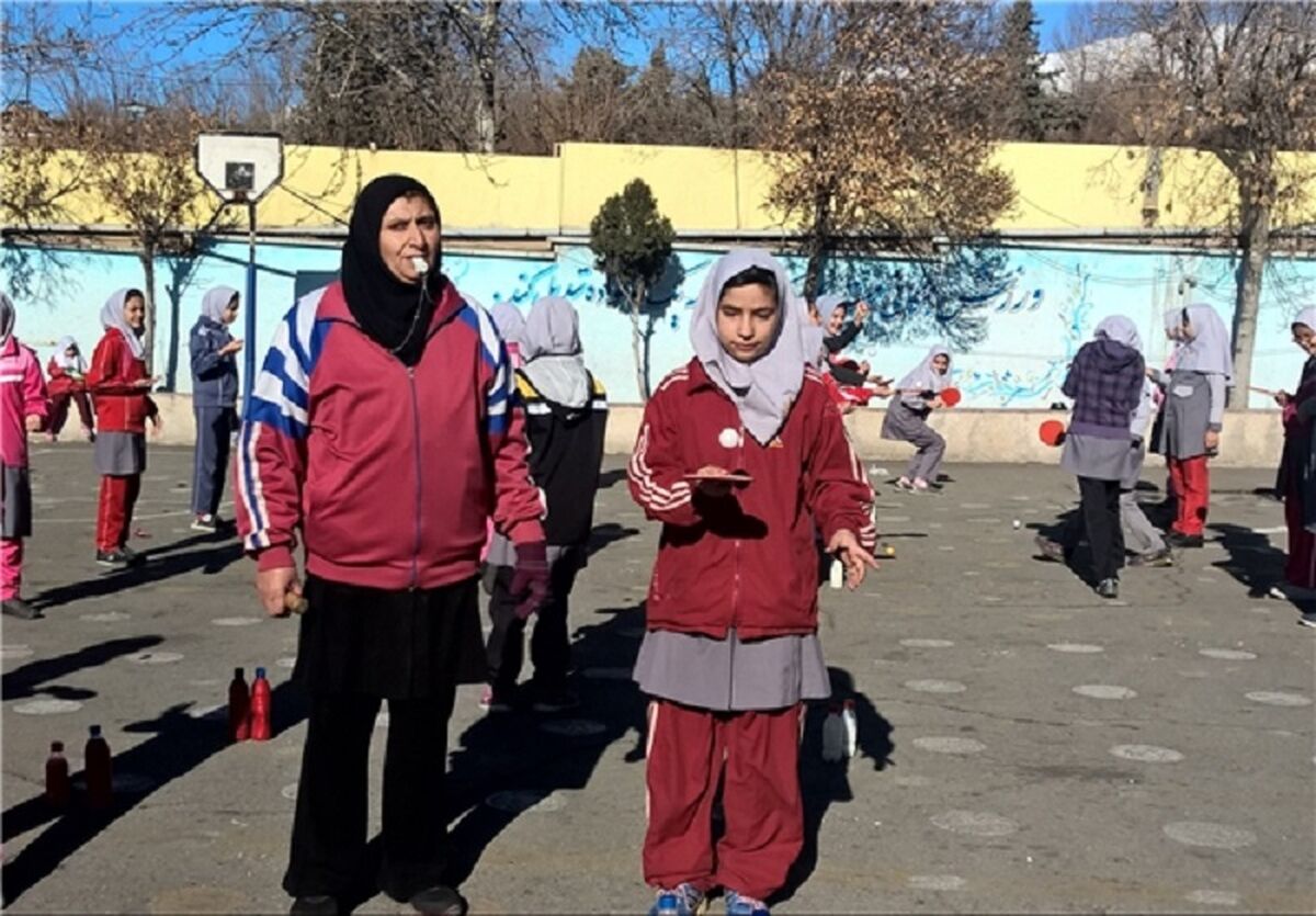  مربیان مدارس نخستین کسانی هستند که استعداد ورزشی دانش‌آموزان را کشف می‌کنند