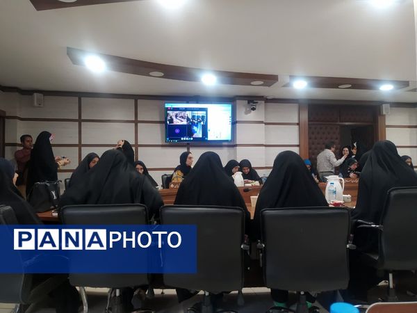 حضور خبرنگاران پانا استان قم در دوره آموزشی نوراوی مهر