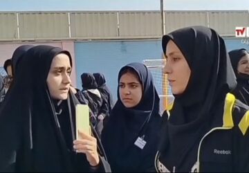برگزاری مسابقات ورزشی مادر و دختری در دبیرستان حضرت زهرا (س)