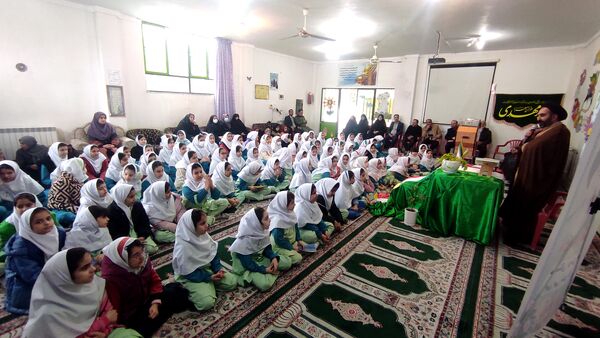 مشق همدلی و بخشندگی در گلوگاه 