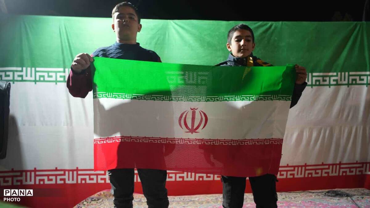 اجتماع مردم انقلابی شهر چرمهین در میثاق با امام امت