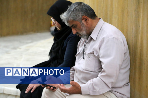 دعای عرفه در یادمان شهدای گمنام کوه خضر نبی(ع) قم