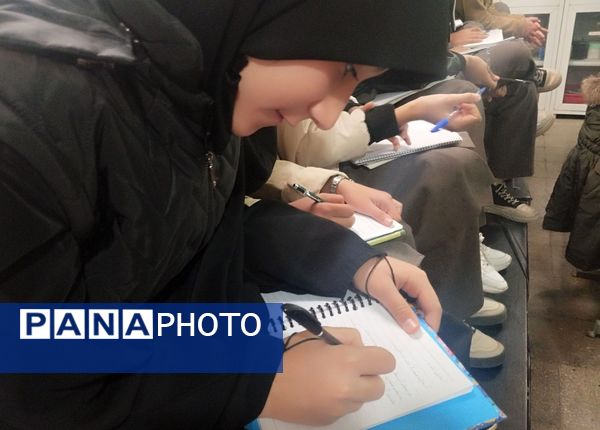 بازدید دانش آموزان کاشمری از پژوهش سرا