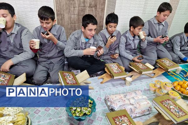 یلدای مهدوی در دبستان بانو ابوالوفا ناحیه دو شهرری 