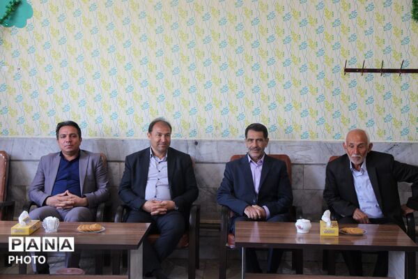 آیین بزرگداشت «خاطره‌سازان» در آموزشگاه شهید جوادی