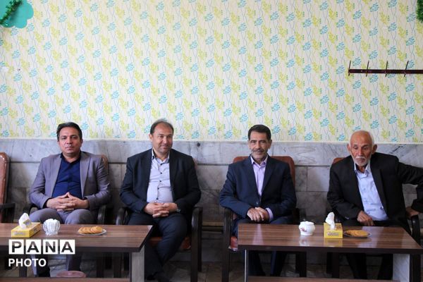 آیین بزرگداشت «خاطره‌سازان» در آموزشگاه شهید جوادی
