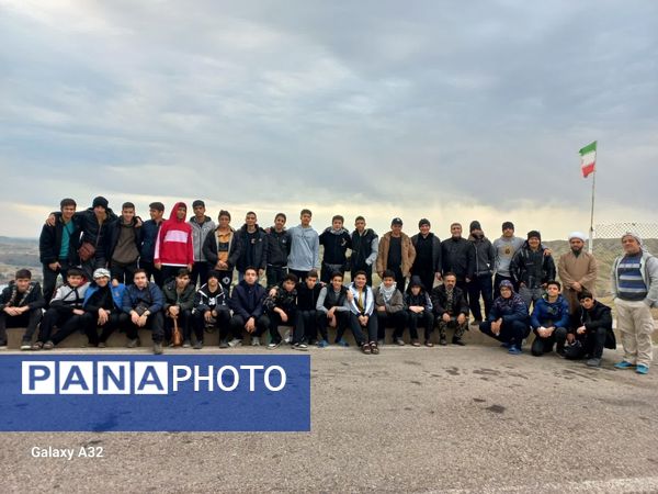 اردو راهیان نور پسران منطقه۱۸ پایتخت