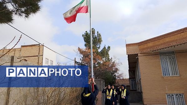 جشن ایرانمون در دبیرستان فرزانگان 