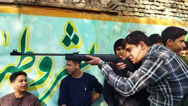 روز اول از مسابقات تیراندازی شهید سبحانی فر و شهید علی آبادی در دبیرستان شاهد ابوذر غفاری 