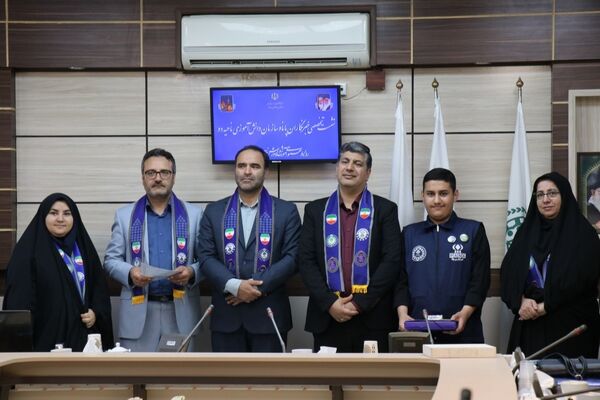 تجلیل از خبرنگاران برتر ناحیه دو مشهد با حضور مسئولان استانی