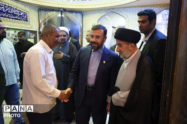 آیین بزرگداشت آیت‌الله ملک‌حسینی با حضور استاندار فارس
