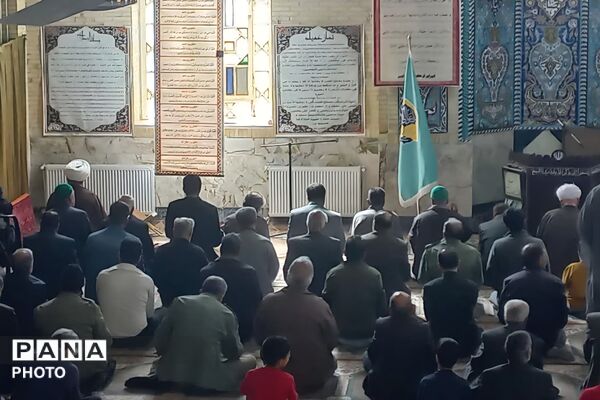 دومین نماز جمعه ماه رمضان با حضور پرشور نمازگزاران